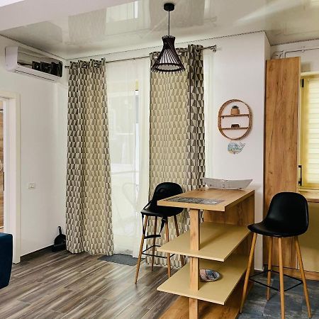 Luxury Studio - Maison 103 - Stefan Building Complex Apartment Navodari Bagian luar foto