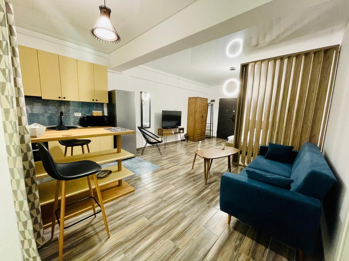 Luxury Studio - Maison 103 - Stefan Building Complex Apartment Navodari Bagian luar foto
